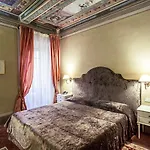 Palazzo San Niccolo & Рада ин Шанти