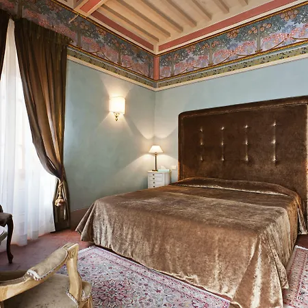Palazzo San Niccolo & 4*
