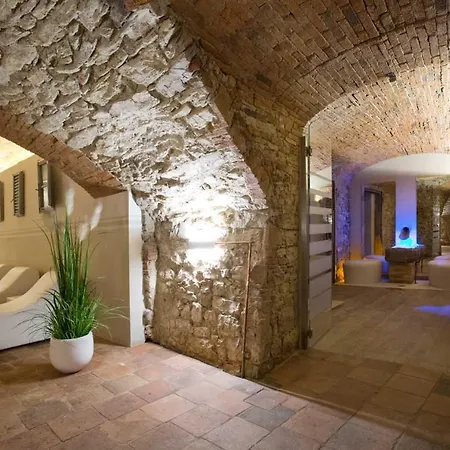 Palazzo San Niccolo & 4* Radda in Chianti